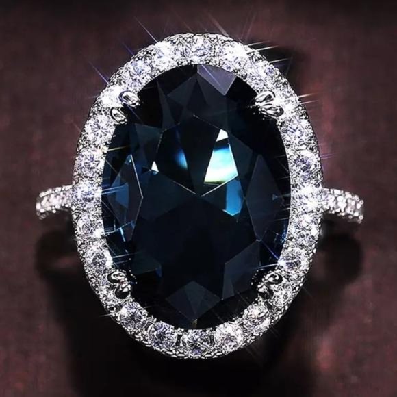 NEW 925 STERLING SILVER OVAL LONDON BLUE DIAMOND RING - Picture 1 of 6